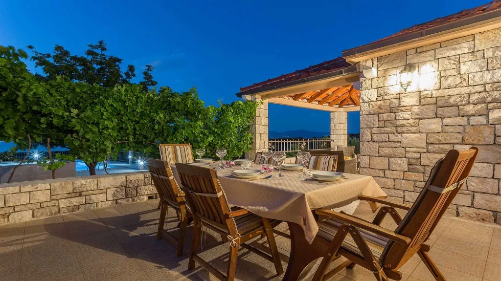 Sea View Villa in Mirca, Brač