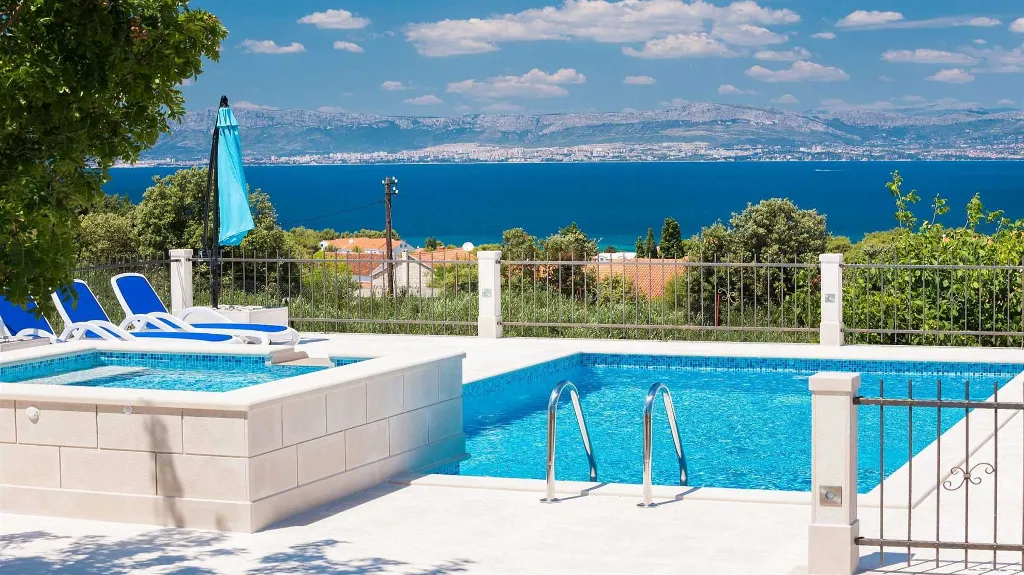 Sea View Villa in Mirca, Brač