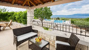 Sea View Villa in Mirca, Brač