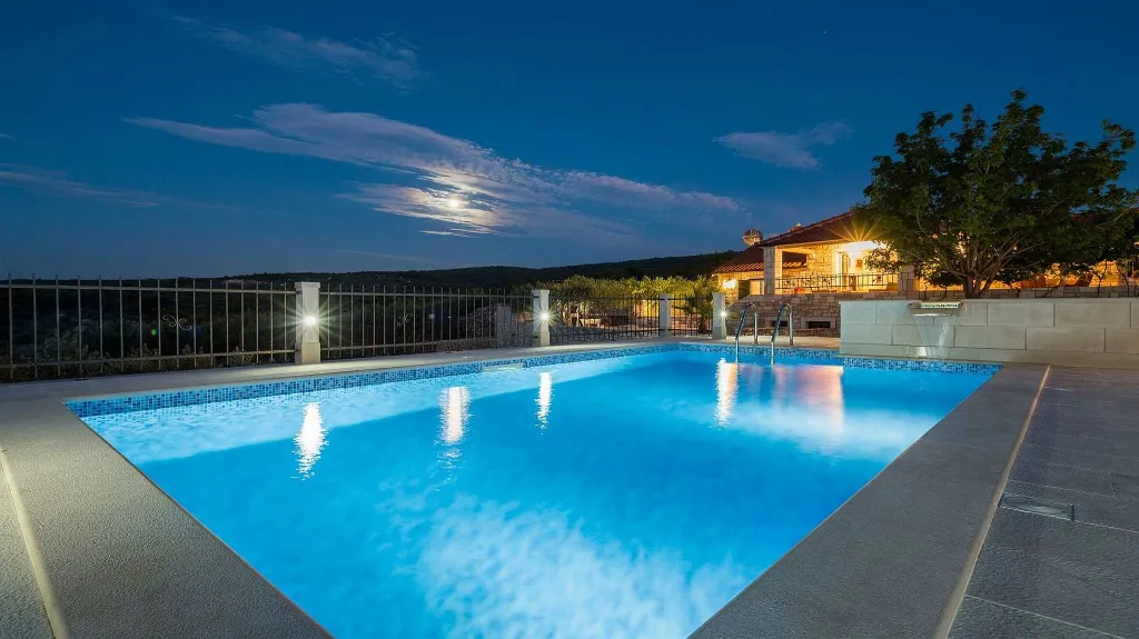 Sea View Villa in Mirca, Brač