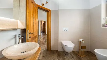 Villa for 8 Guests with Terrace in Višnjan