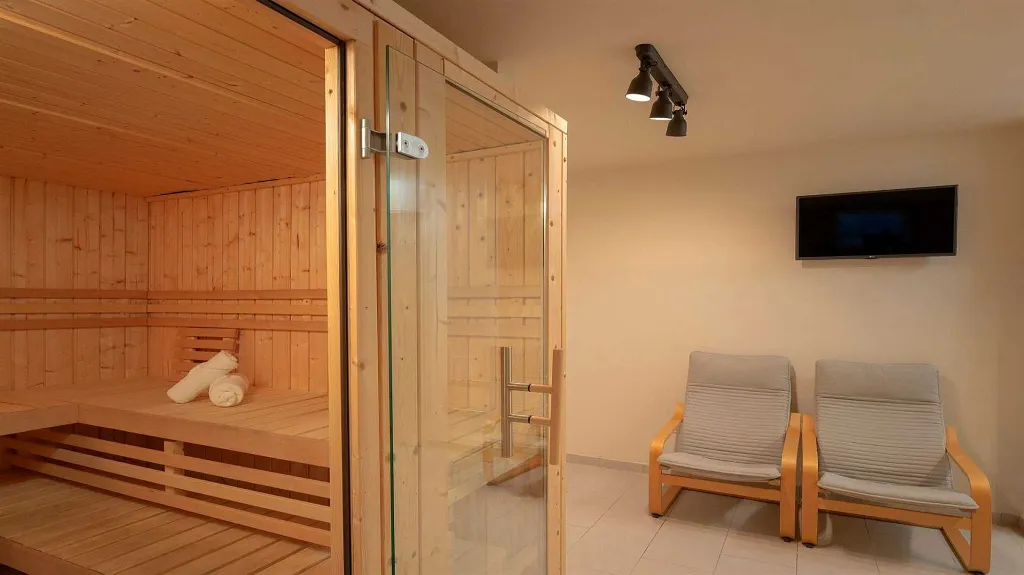 Villa Complex in Pitve, Croatia for 20 Guests