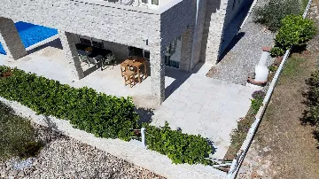 Modern Villa in Pitve, Hvar for 8 Guests