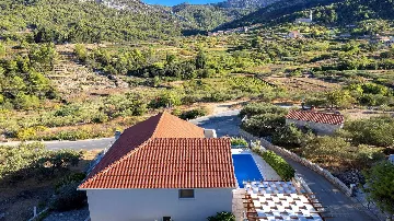 Modern Villa in Pitve, Hvar for 8 Guests