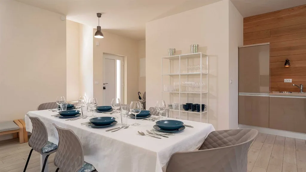 Modern Villa in Pitve, Hvar for 8 Guests