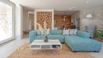 Modern Villa in Pitve, Hvar for 8 Guests