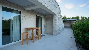 Villa with Pool in Pitve