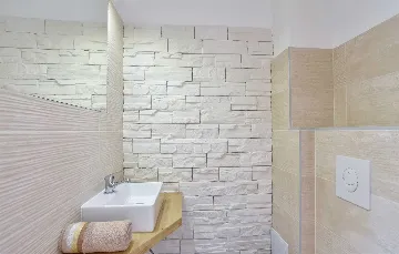 Serene Grove Retreat Pisak