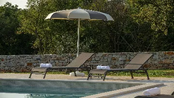 Villa with Pool for 8 Guests in Cukrići