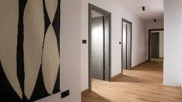 Villa with Pool for 8 Guests in Cukrići