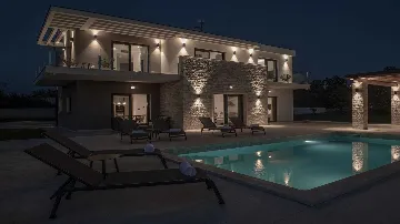 Villa with Pool for 8 Guests in Cukrići