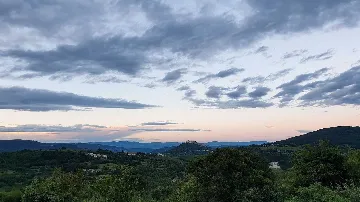 Villa with Pool in Špinovci