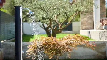 4-Bedroom Villa with Pool in Kaštel