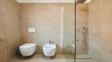 4-Bedroom Villa with Pool in Kaštel