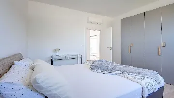 Two-Bedroom Villa with Pool in Vintijan