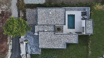 Two-Bedroom Villa with Pool in Vintijan