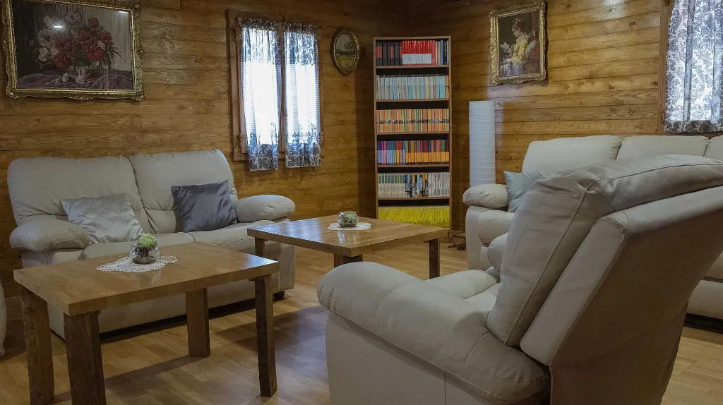 Villa with Sauna and Jacuzzi in Lopatinec