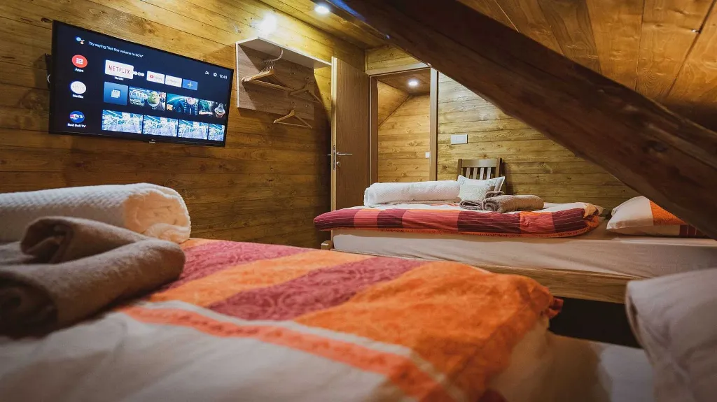 Villa with Sauna and Jacuzzi in Lopatinec