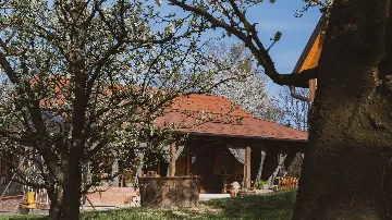 Villa with Sauna and Jacuzzi in Lopatinec