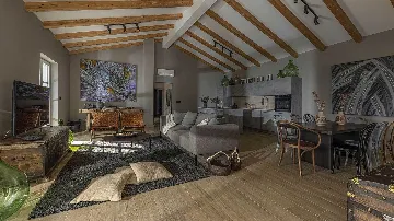 Villa Complex in Tinjan for 12 Guests