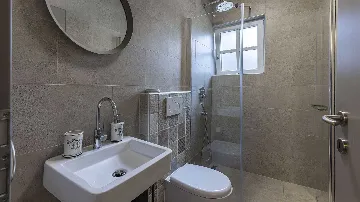 Stone Villa with Pool in Tinjan