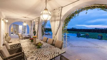 Modern Villa in Vabriga with Pool and Sauna