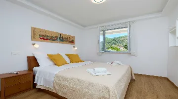 Villa with Pool in Mokošica