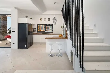 Coastal Retreat Villa with Pool in Lokva Rogoznica