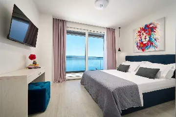 Coastal Retreat Villa with Pool in Lokva Rogoznica