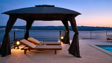 Coastal Retreat Villa with Pool in Lokva Rogoznica