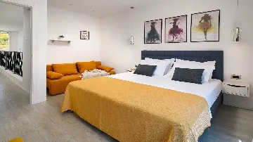 Coastal Retreat Villa with Pool in Lokva Rogoznica