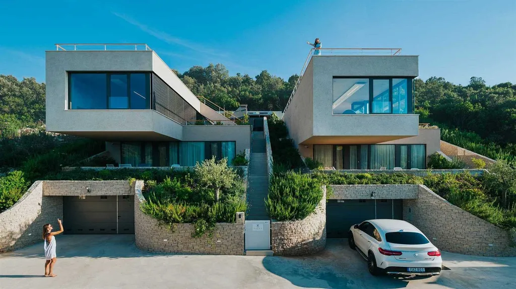 Villa with Infinity Rooftop Pools in Žrnovo