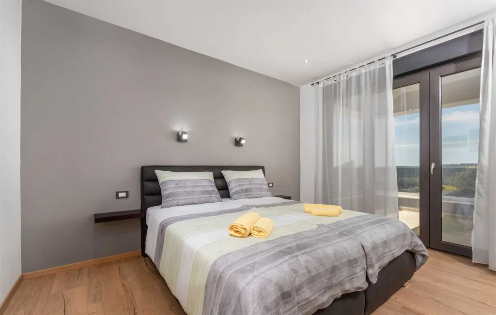 Contemporary Pool Villa Retreat in Krnica