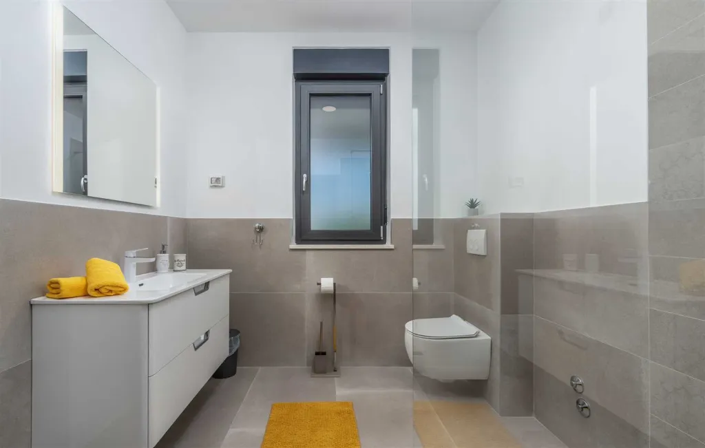 Contemporary Pool Villa Retreat in Krnica