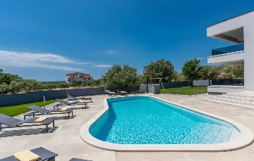 Contemporary Pool Villa Retreat in Krnica