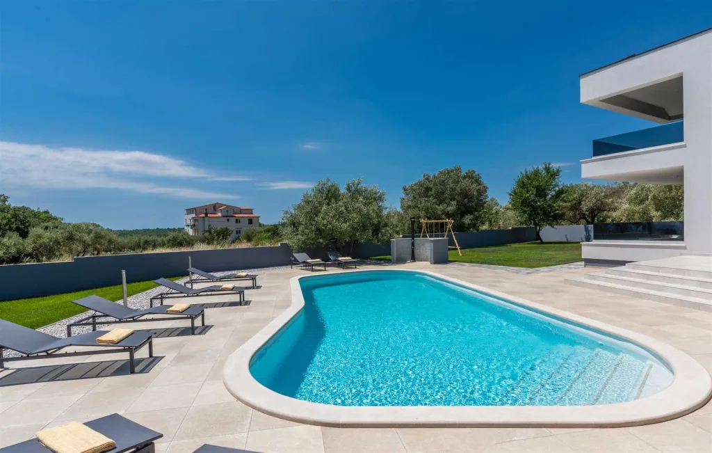 Contemporary Pool Villa Retreat in Krnica