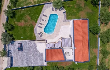 Contemporary Pool Villa Retreat in Krnica