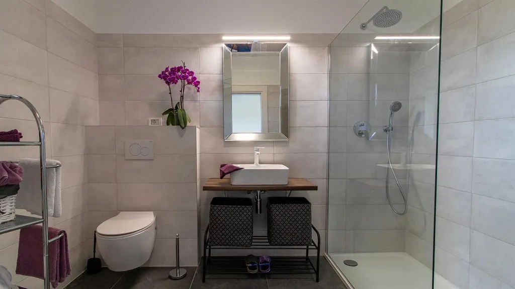 3-Bedroom Villa with Pool in Pula for 6 Guests