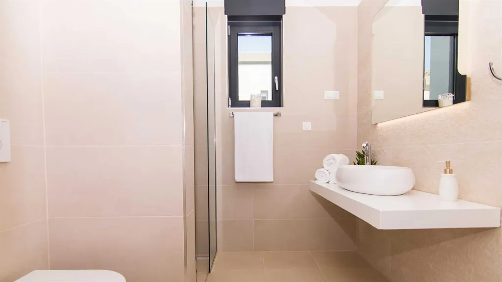 Podstrana Villa for Up to 7 Guests with Heated Pool