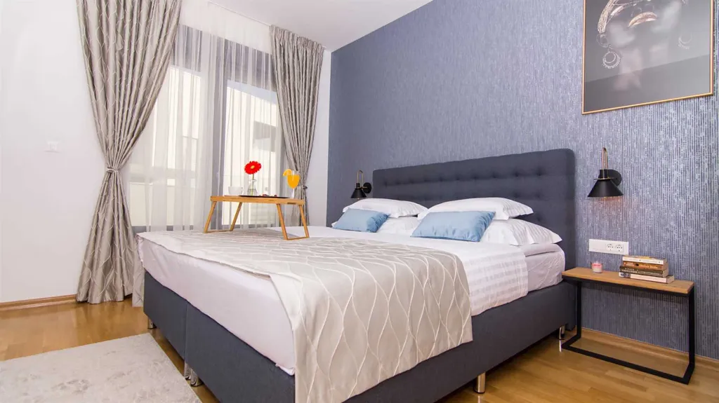 Podstrana Villa for Up to 7 Guests with Heated Pool