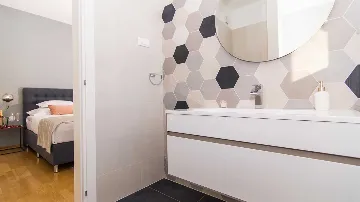 Podstrana Villa for Up to 7 Guests with Heated Pool