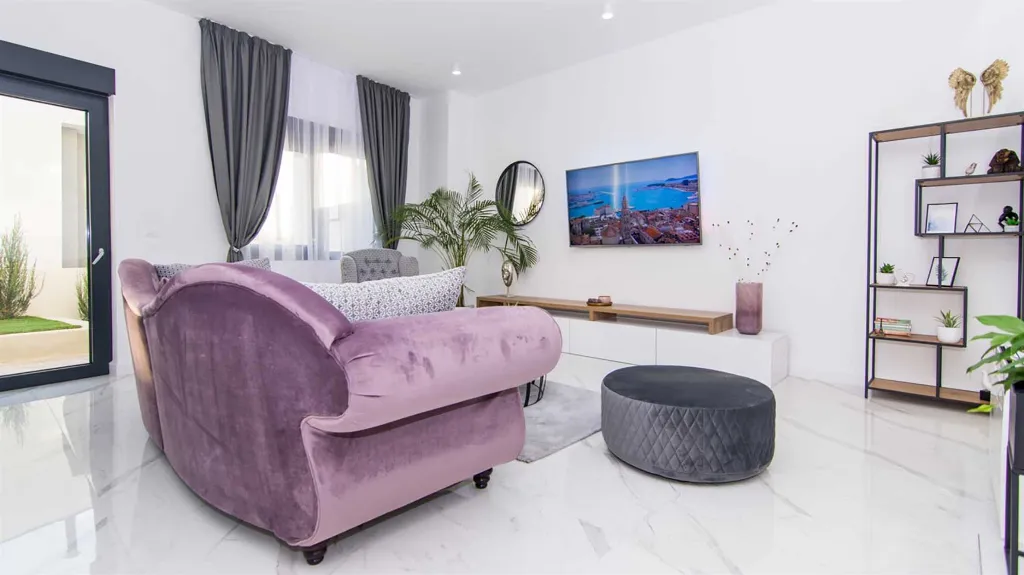 Podstrana Villa for Up to 7 Guests with Heated Pool