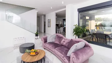 Podstrana Villa for Up to 7 Guests with Heated Pool