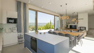 Modern Villa with Heated Outdoor Pool in Zmijavci