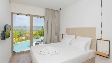 Modern Villa with Heated Outdoor Pool in Zmijavci