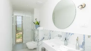 Modern Villa with Heated Outdoor Pool in Zmijavci