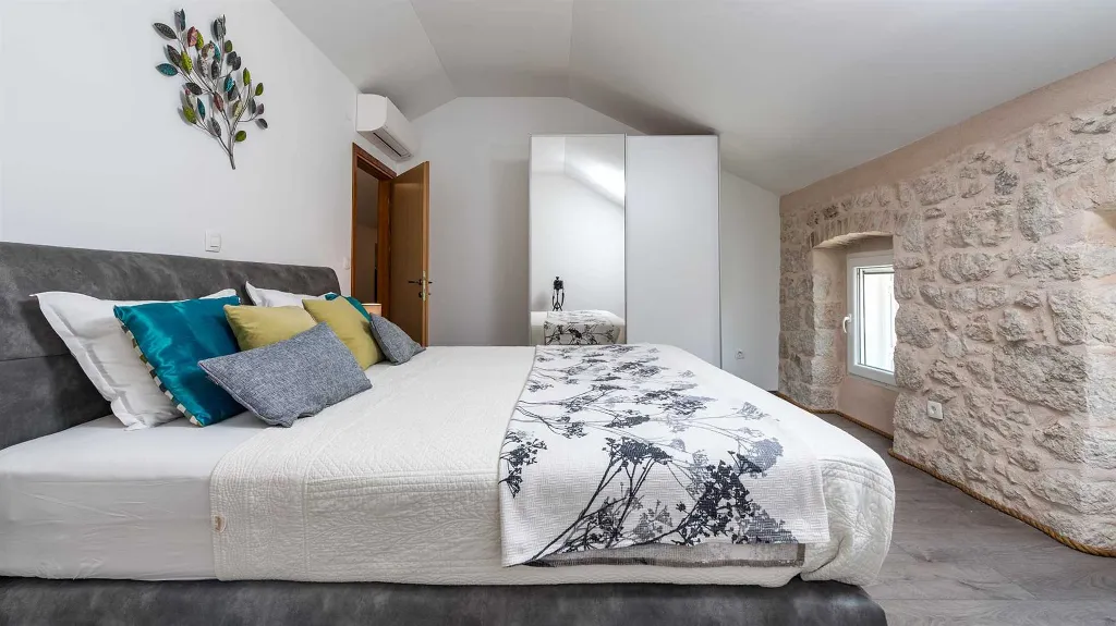 Heritage Villa with Pool and Sauna in Mlini