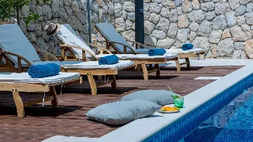 Heritage Villa with Pool and Sauna in Mlini