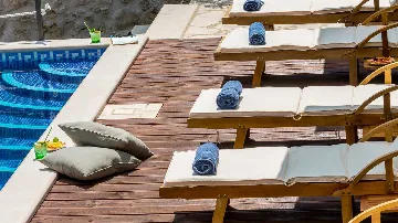 Heritage Villa with Pool and Sauna in Mlini