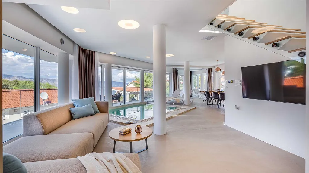 Villa with Sauna & Indoor Jacuzzi in Vrboska